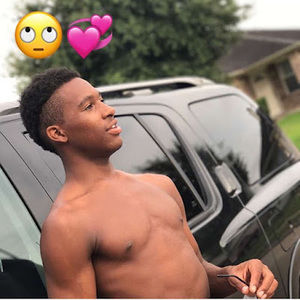 Meet your Posher, Rostan